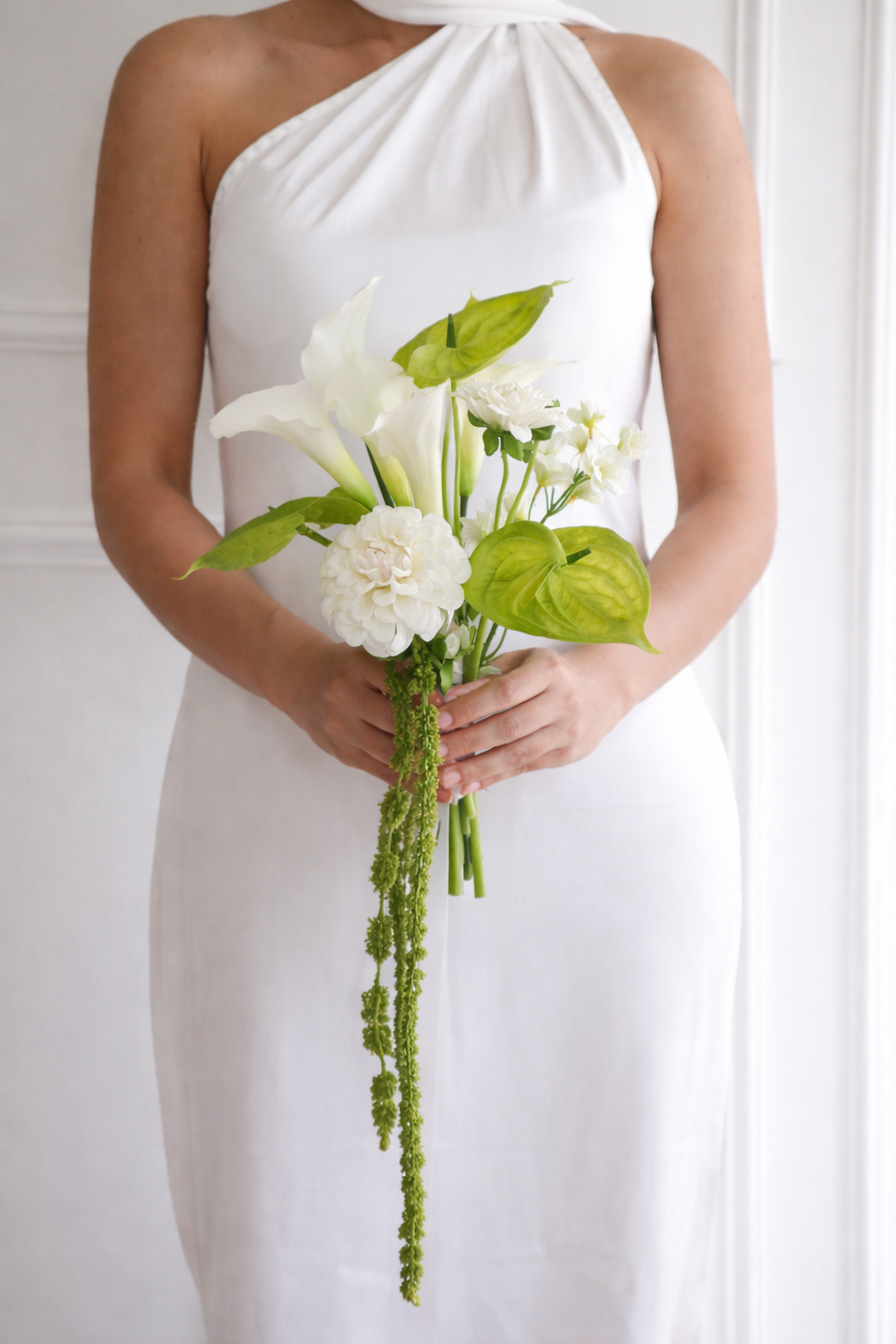 The Editorial Bridesmaid Bouquet