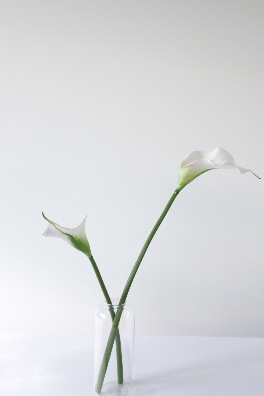 The Editorial Calla Lily Bud Vase (set of 10)