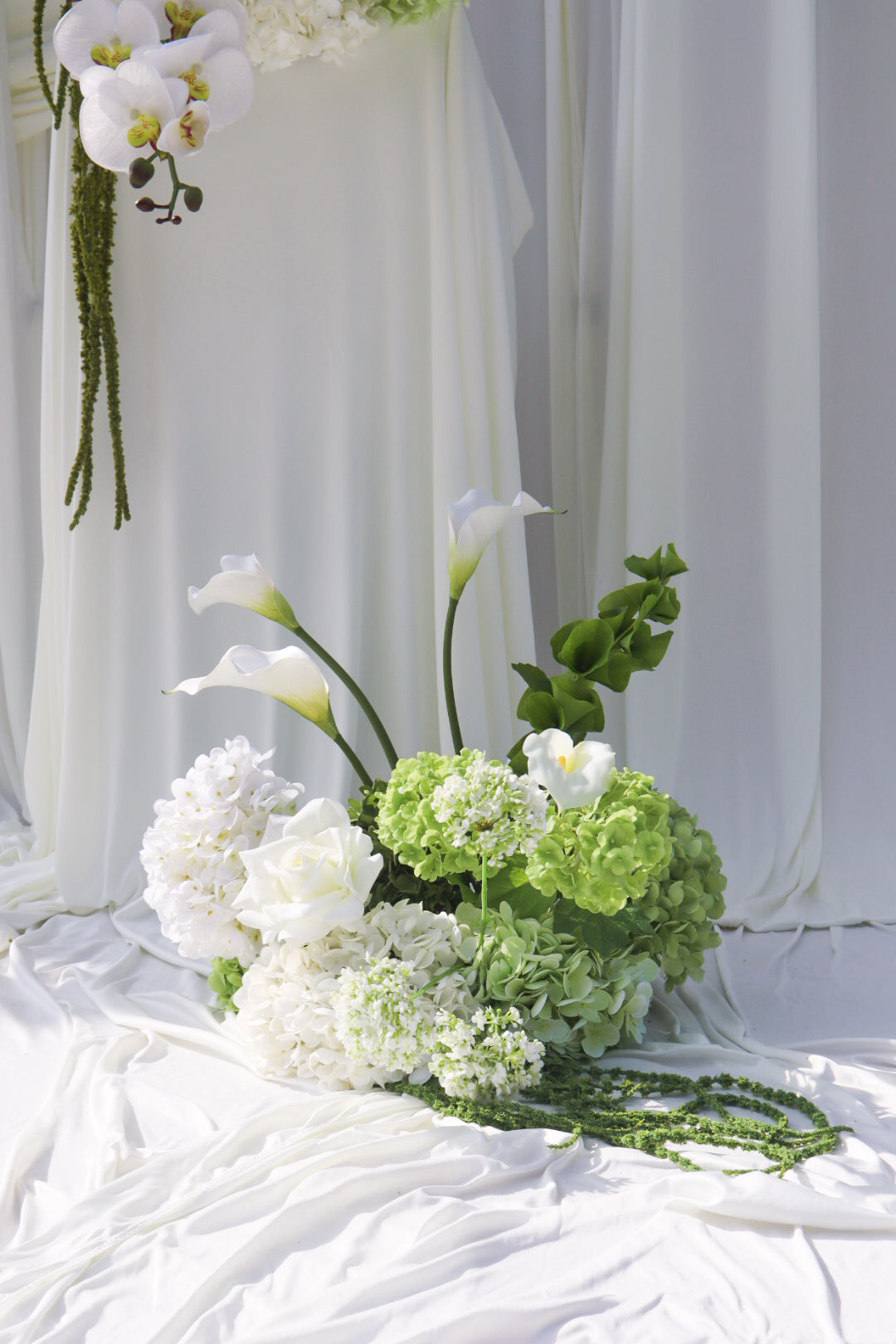 The Editorial Medium Meadow/Centerpiece